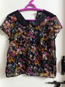 🌸🌼Floral Collar Top