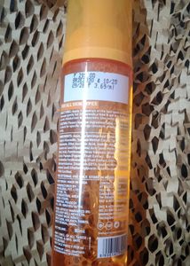 Dot &amp; Key Vitamin C Face Wash