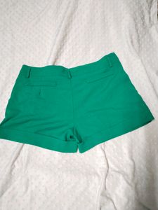 Brand New Green Shorts 💚