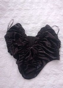V- Clivage Revealing Top