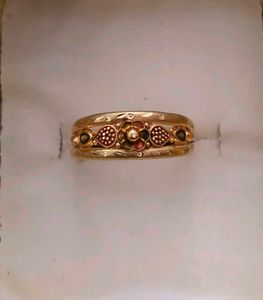 Gold Floral Ring 18carat with Hall mark