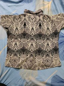 Patterned Short Sleeve Top