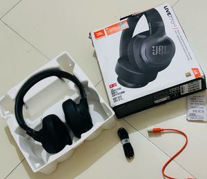 JBL Live 770NC Headphones - Black