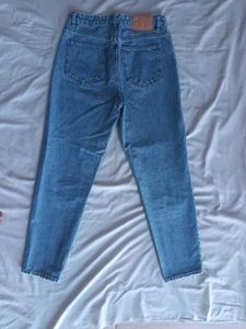 ZARA MOM FIT DENIM