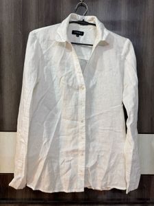 white slim shirt