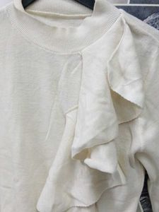 Elegant Ruffle Knit Top