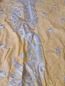 Beautiful Suit With Heavy Dupatta