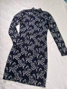 Elegant Lace Dress XS