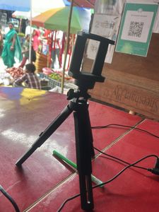 Bloging Mobile Stand