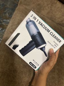 Portable vaccum cleaner