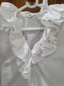 Zara White Designer Neck Shirt (Women)