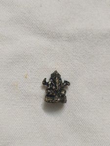 Ganesha Pocket Idol