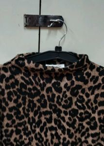 Cheetah Print High neck 🧣