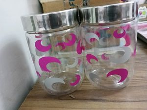 CASSEROLE SET AND 2 JARS CONTAINERS