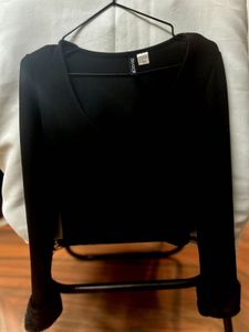 H&amp;M Divided Ribbed Top