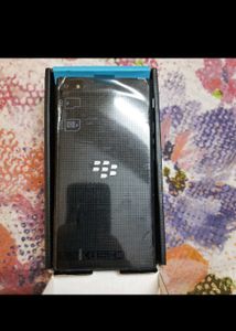 Blackberry Z3 Unboxed