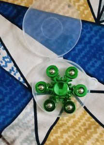 spinner for kids new with box ( fix price)