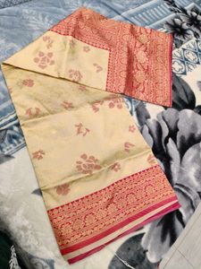 Elegant Floral Design Saree