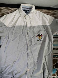 Tommy Hilfiger Two-Tone Shirt