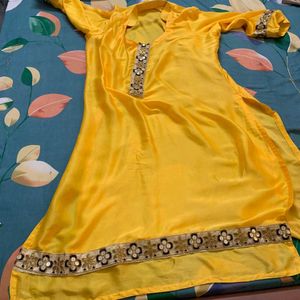 beautiful kurta pant suit for women