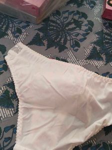 Lace Bra &amp; Panty Set