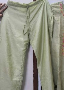 Beautiful 3 Piece Women Suit Set ..❣️