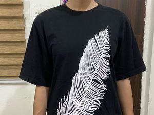 Oversized Feather Graphic Tee