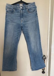 H&amp;M HIGH RISE STRAIGHT FIT JEANS