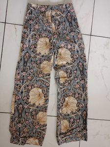 Floral Print Wide Leg Pants