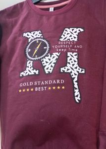 Maroon sweatshirt