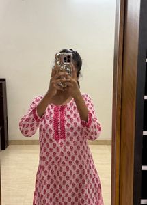 Elegant Pink Printed Kurta