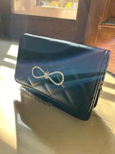 Styli Black Quilted Shoulder Bag