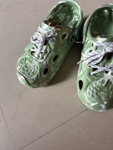 girl Green Clogs women with Laces