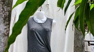 10266. GORGEOUS SEXY BODYCON