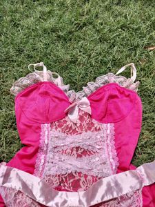 🍓 Strawberry Maid Outfit 💗