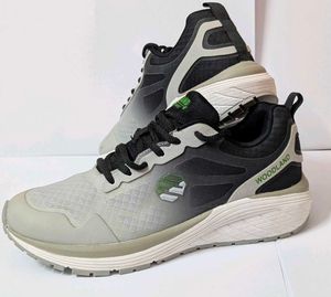 Sports Shoes Mens Size 6🔥
