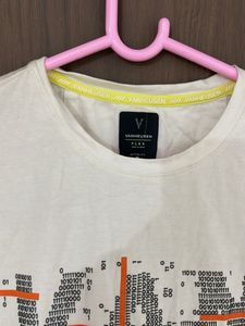 Van Heusen Graphic Print Tee Totally New