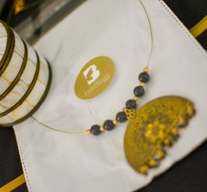 Antique Pendant Invisible Chain