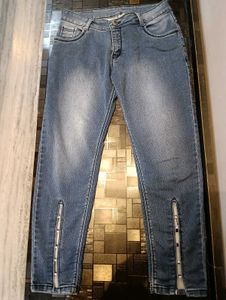 Stylish Ankle Slit Jeans