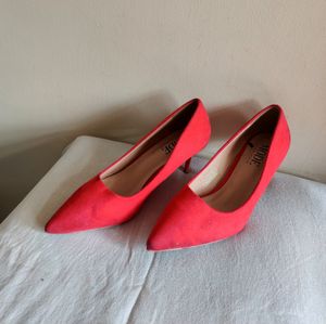 ✔️🆕Red Classy Heels