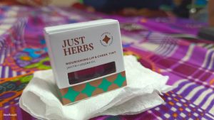 Just Herbs Lip &amp; Cheek Tint