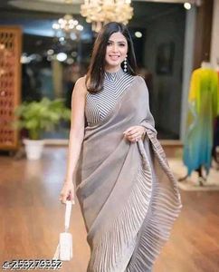 New Crushed Style Attached With Blouse