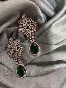Emerald Drop Earrings
