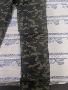 Camo Print Joggers , Military Style