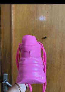 Size 38 Fushia Pink Sneakers