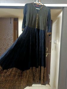 SANGRIA Black &amp; Gold Anarkali Kurta