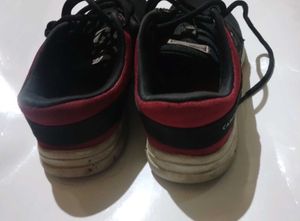 Campus Black Sports Shoes
