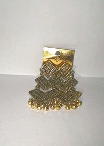 Gold Tone Drop Earrings