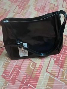 Fortify Craft Black Handbag