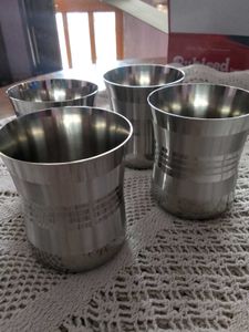 steel glass set of 4 New Without Tag
